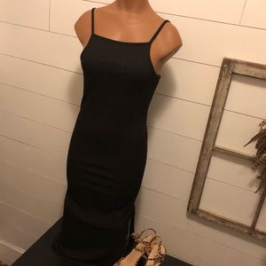 90’s style midi black dress